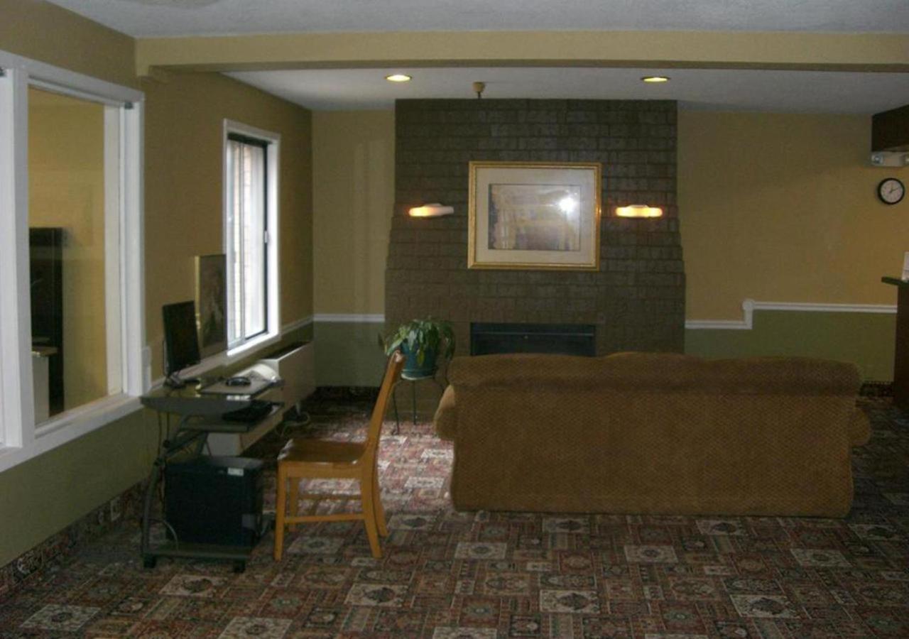 Norwood Inn Minneapolis Roseville Kültér fotó