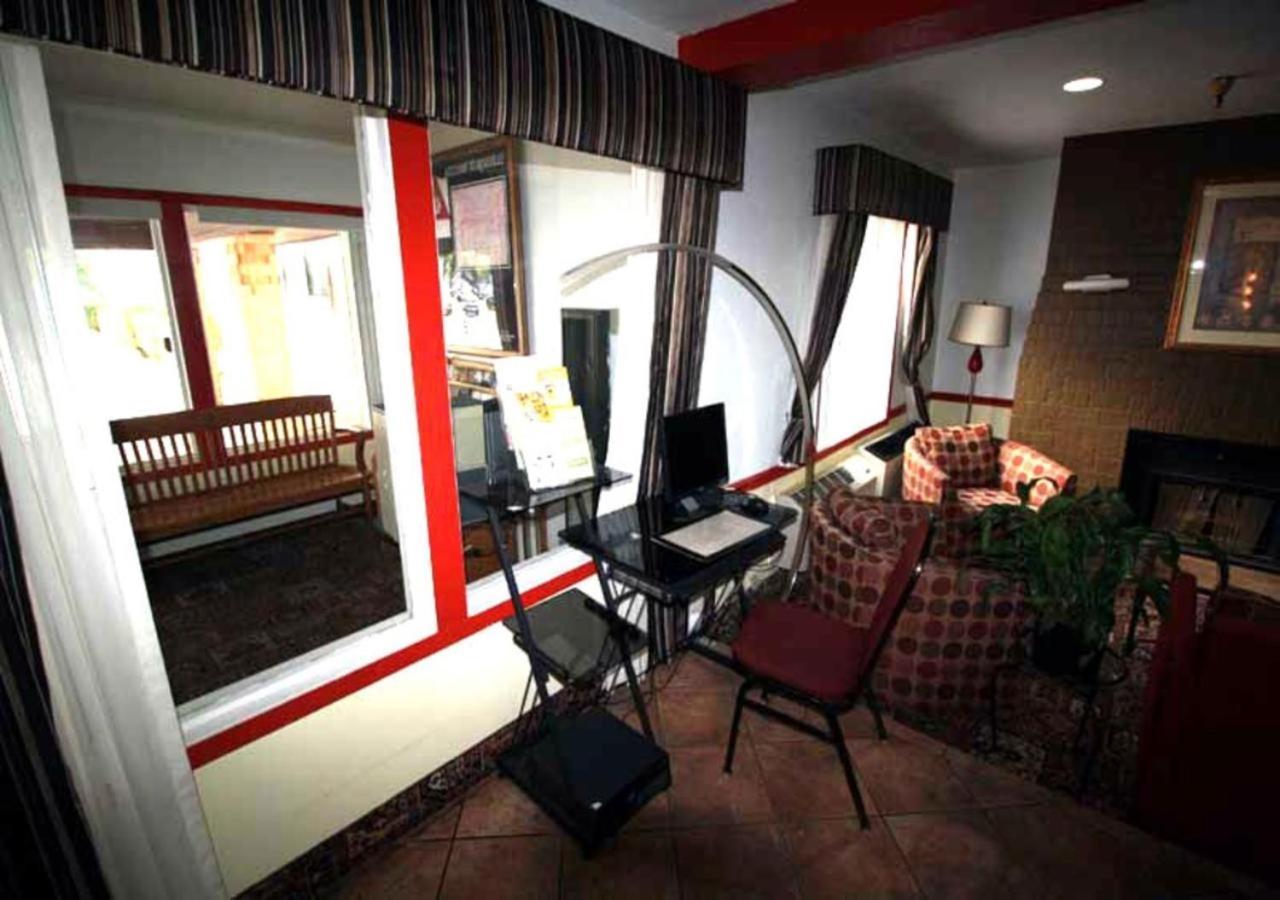 Norwood Inn Minneapolis Roseville Kültér fotó