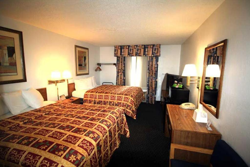Norwood Inn Minneapolis Roseville Kültér fotó